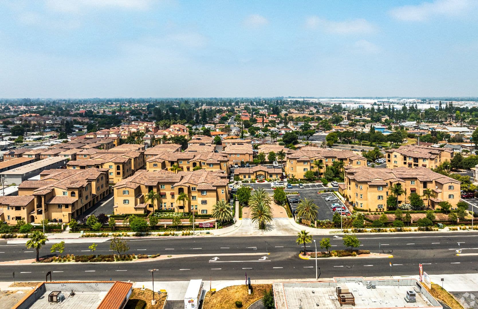 Rialto Apartment: 606 S. Riverside Ave