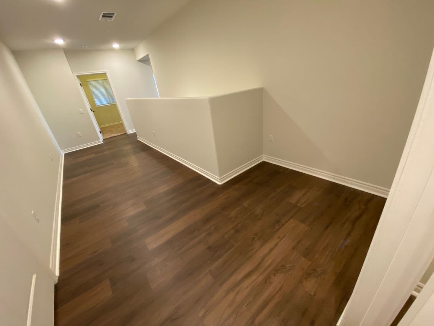 Rialto Apartment: 606 S. Riverside Ave