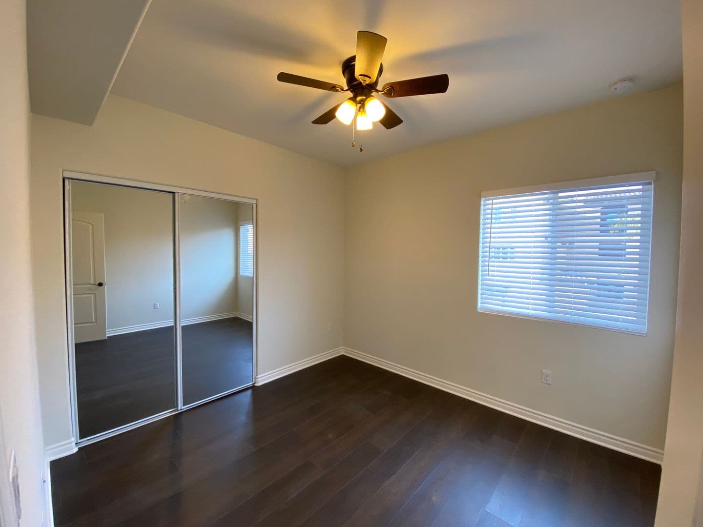 Rialto Apartment: 606 S. Riverside Ave
