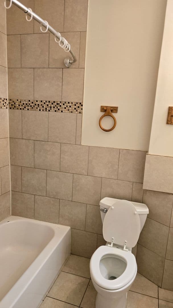 Baltimore Apartment: 2712 Pennsylvania Ave