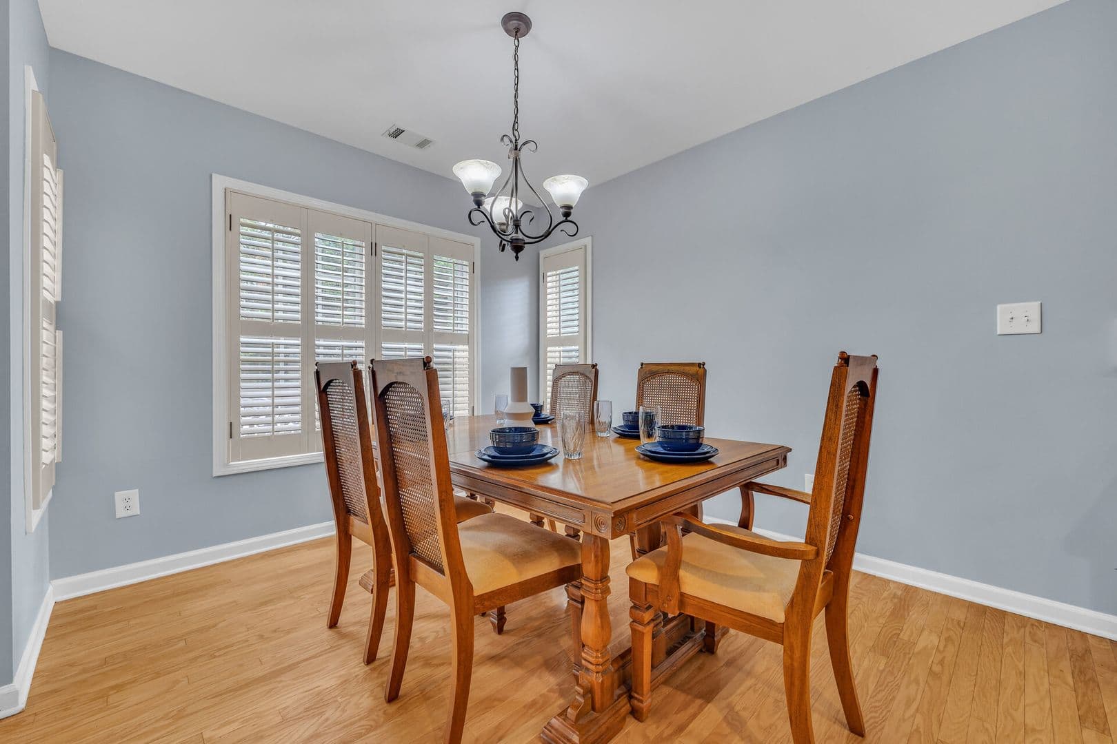 Buford Apartment: 3613 Southland Drive Northeast