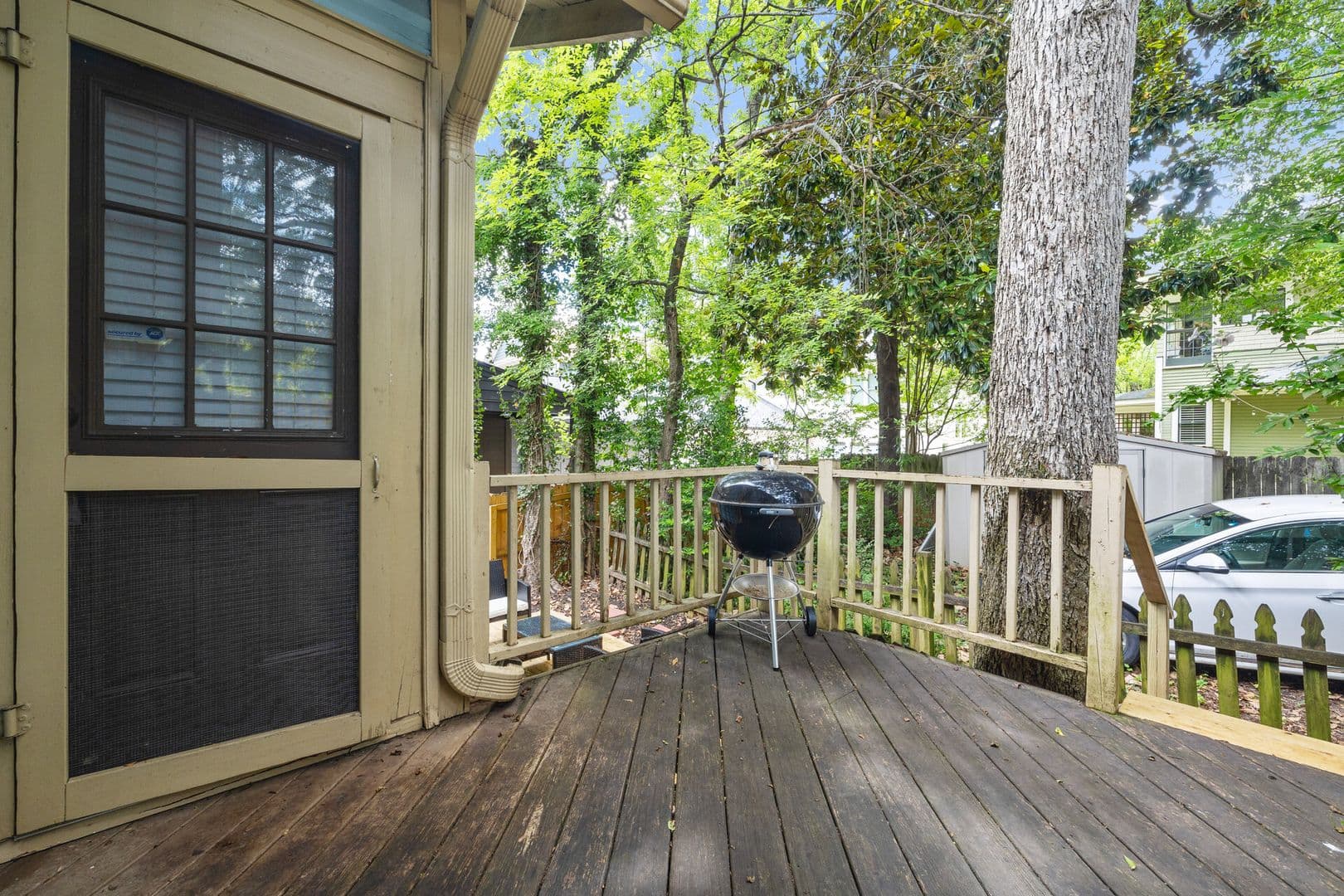 Atlanta House: 1876 DeKalb Avenue Northeast