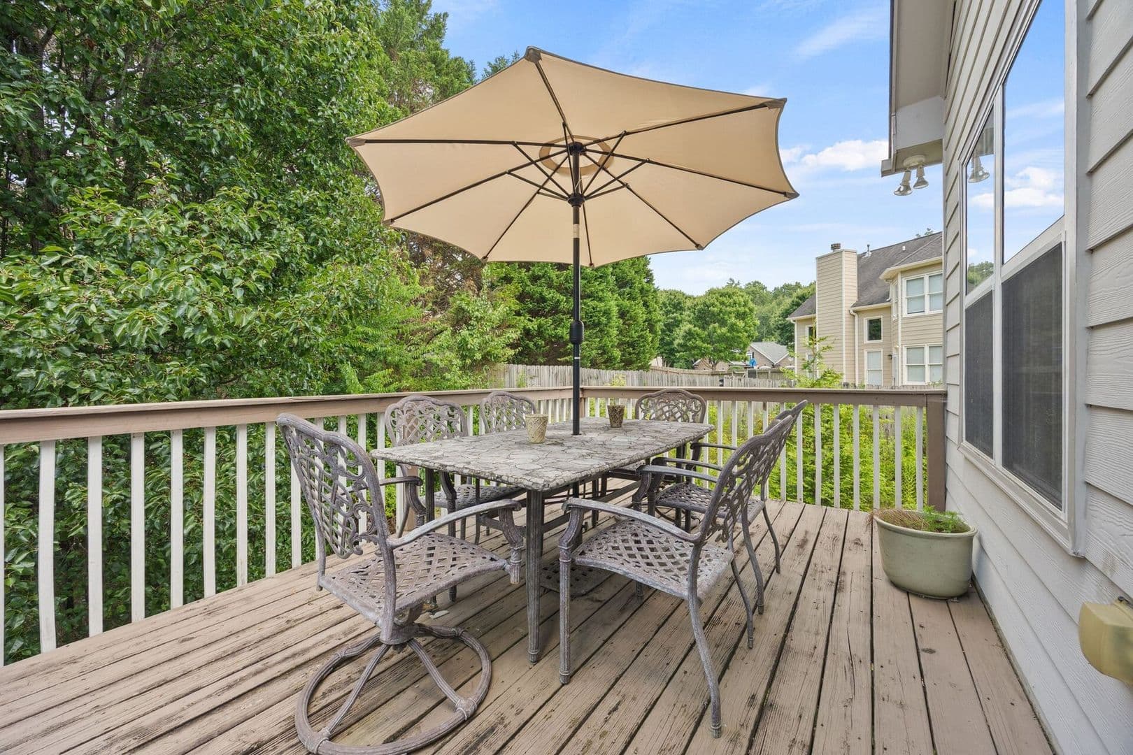 Buford Apartment: 3613 Southland Drive Northeast