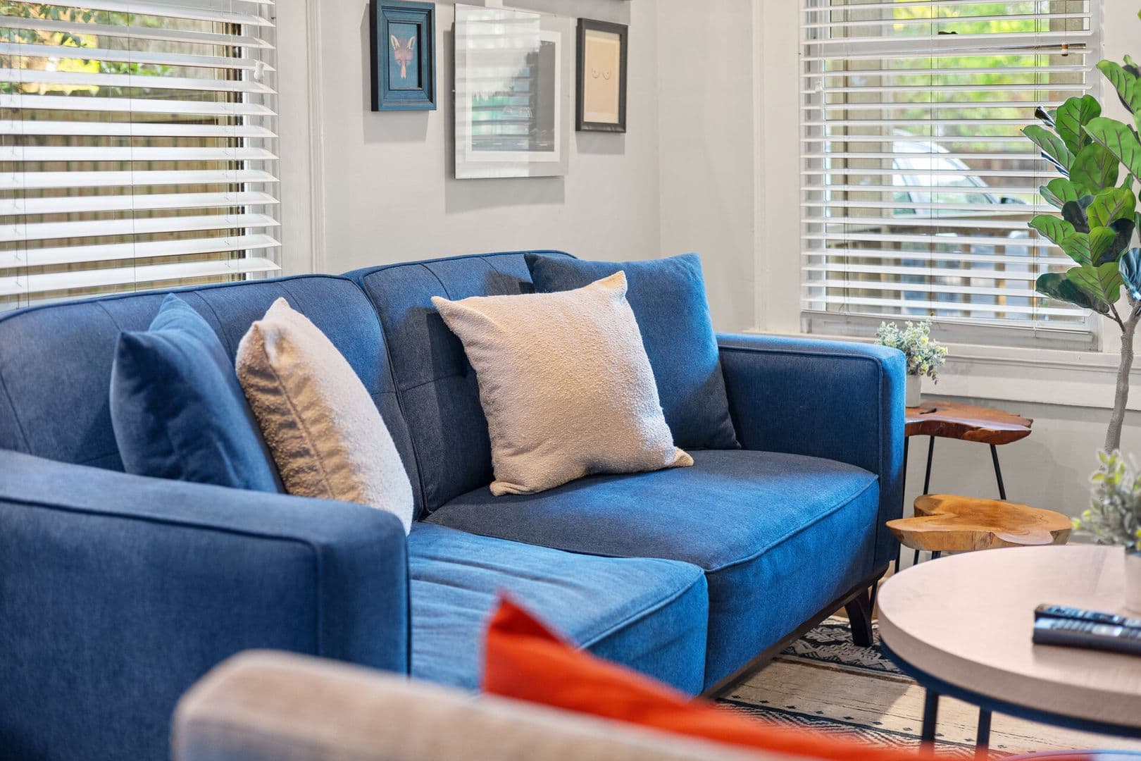 Atlanta House: 1876 DeKalb Avenue Northeast
