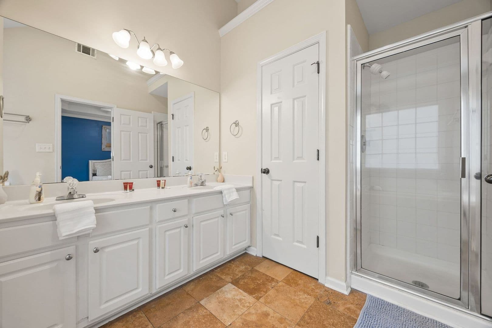 Buford Apartment: 3613 Southland Drive Northeast
