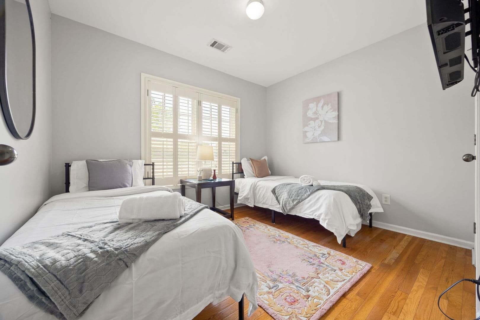 Buford Apartment: 3613 Southland Drive Northeast