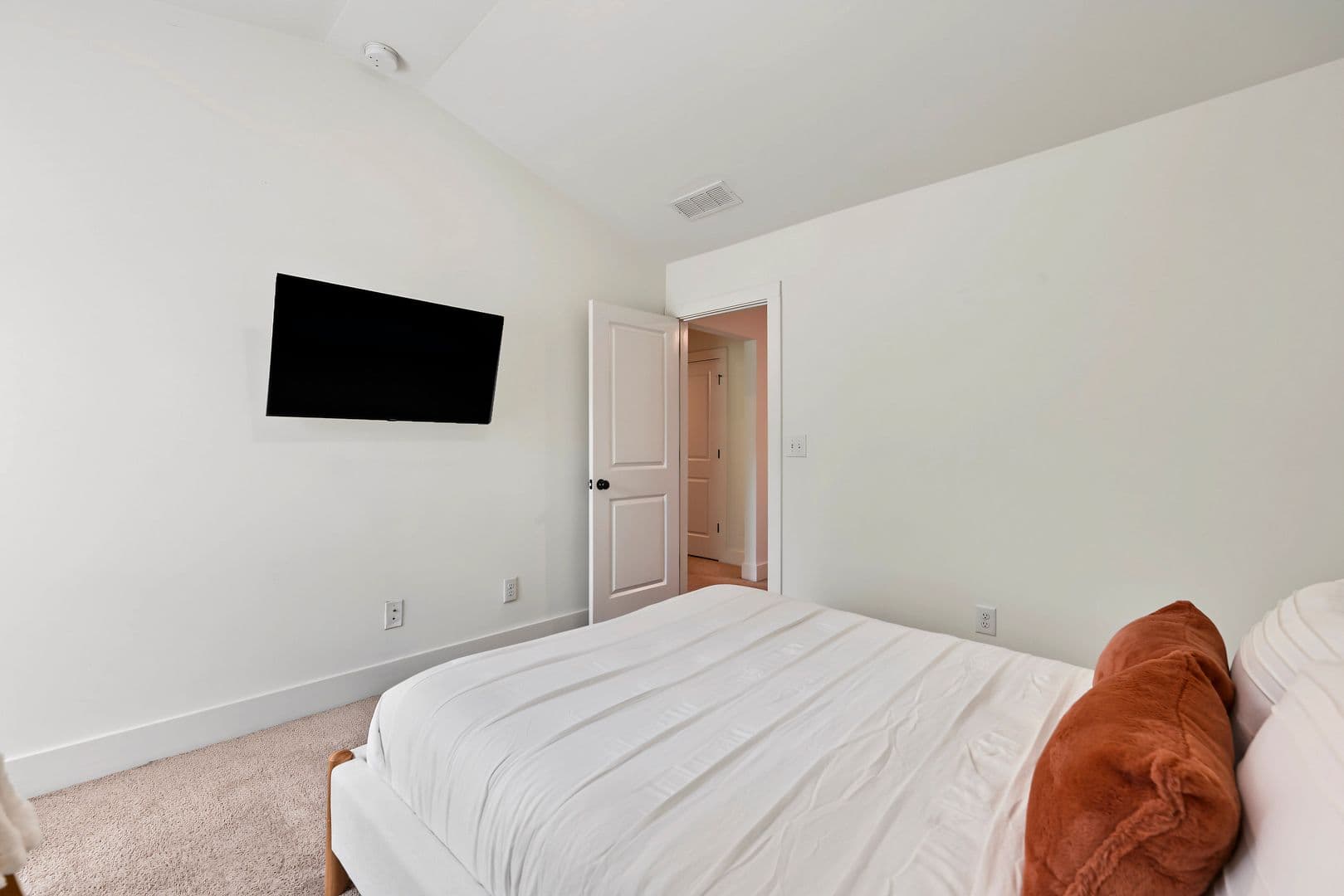 Lithonia House: 5334 Brooklands Drive