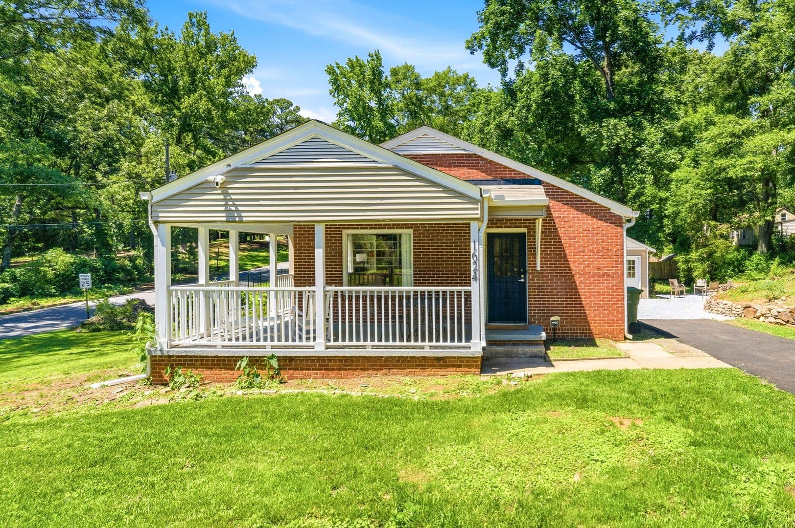 Atlanta House: 1624 Beatie Avenue Southwest