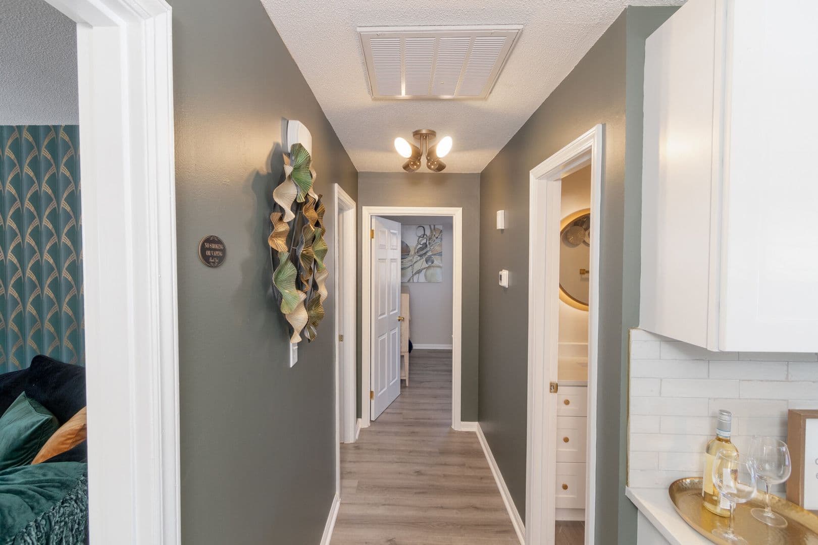 Graham Apartment: 308 Denny Circle