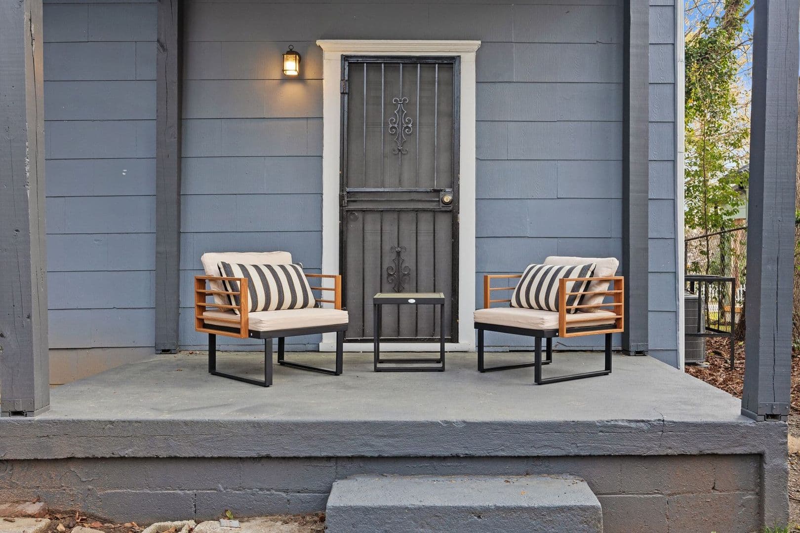 Atlanta House: 903 Beecher Street Southwest