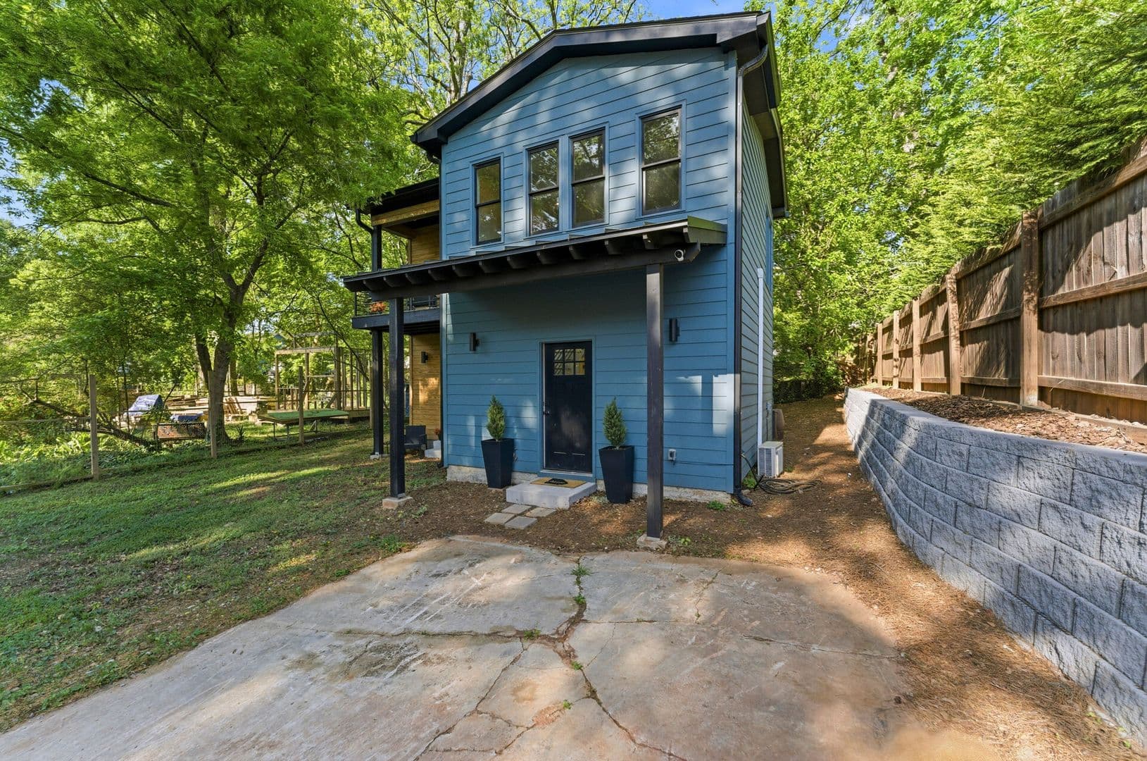 Atlanta House: 81 Clay Street Southeast