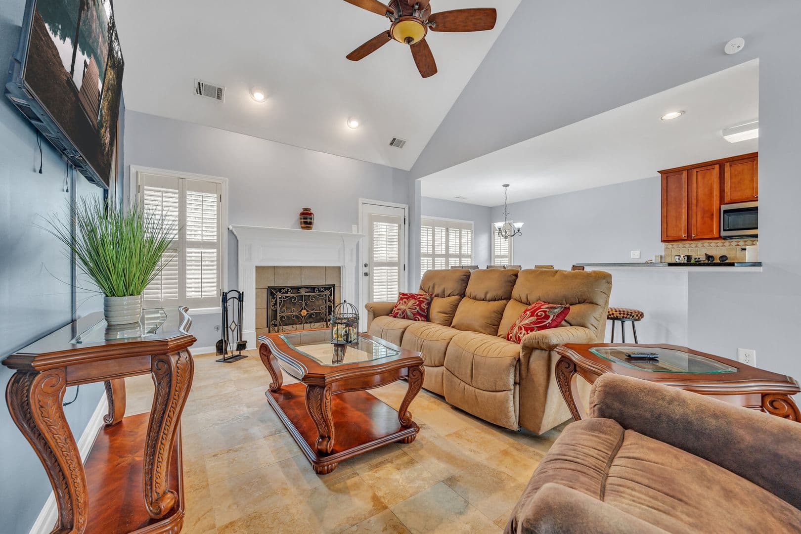 Buford Apartment: 3613 Southland Drive Northeast