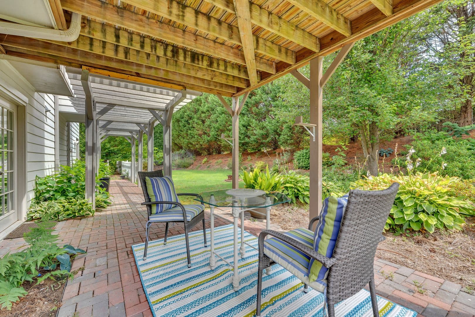 Buford Apartment: 3613 Southland Drive Northeast
