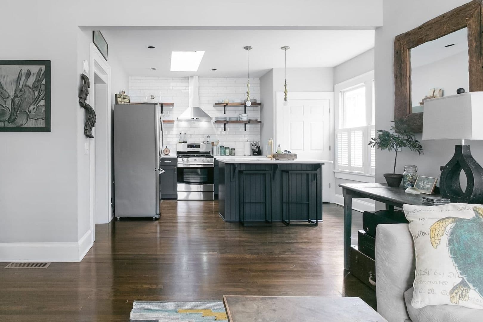 Atlanta House: 1876 DeKalb Avenue Northeast