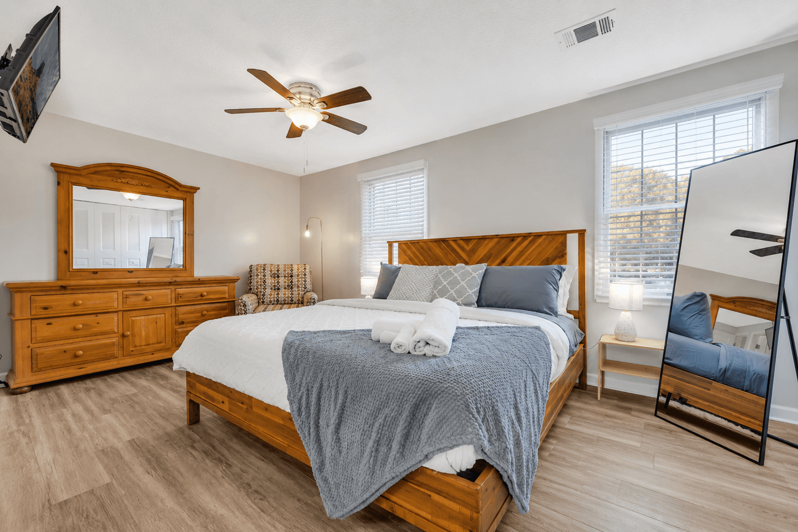 Atlanta Townhome: 8802 Long Beach Circle