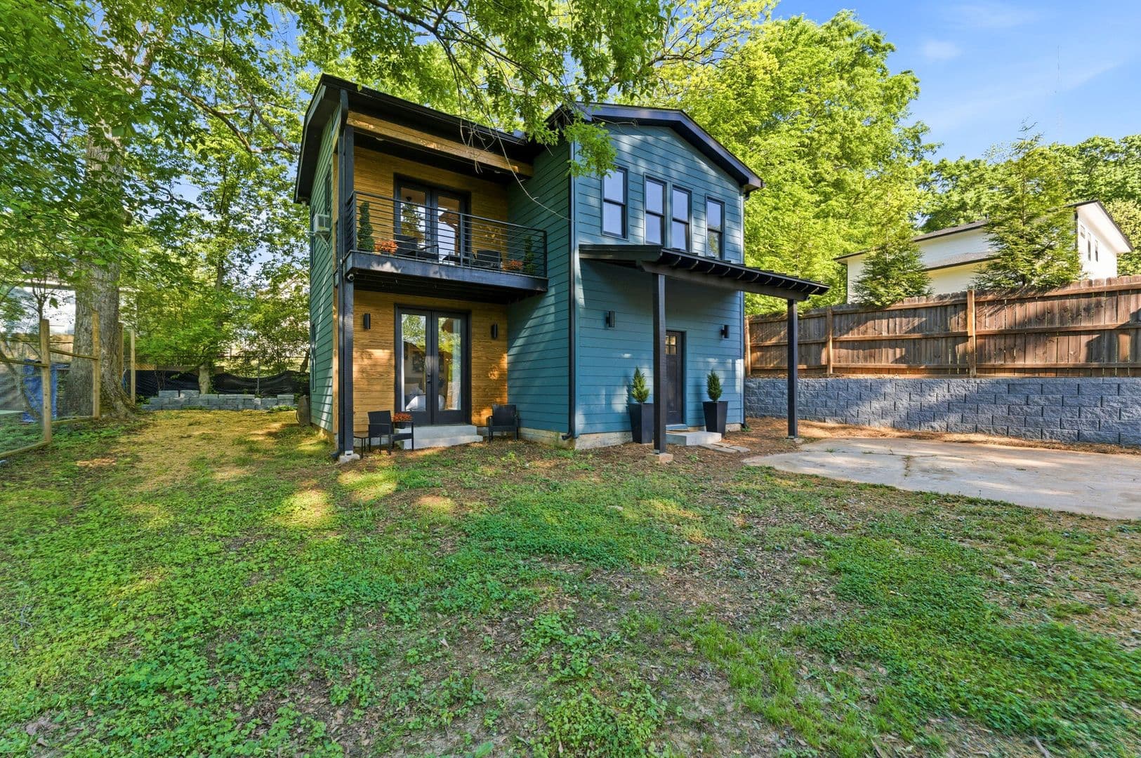 Atlanta House: 81 Clay Street Southeast