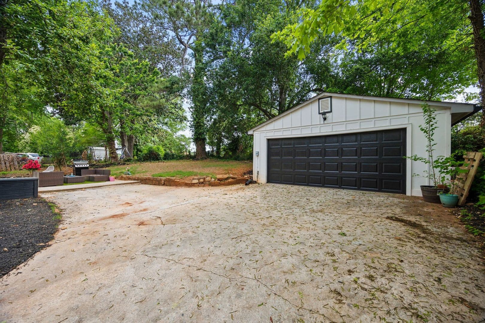 Decatur House: 1212 Richard Road