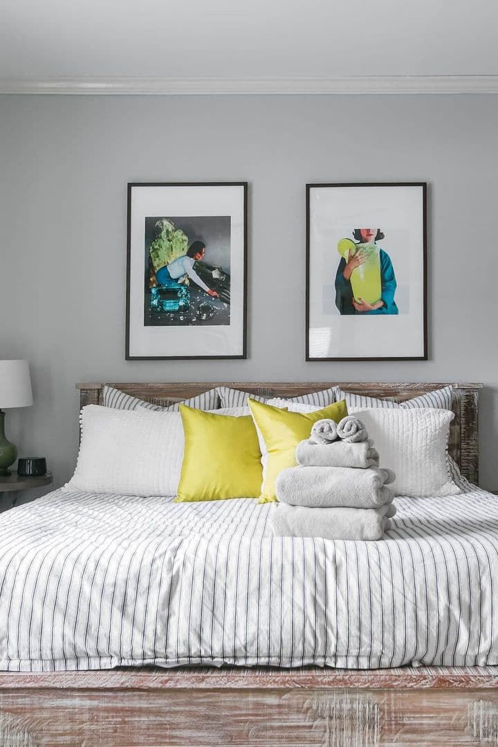 Atlanta House: 1876 DeKalb Avenue Northeast