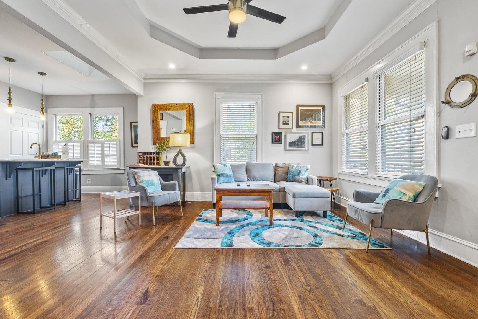Atlanta House: 1876 DeKalb Avenue Northeast