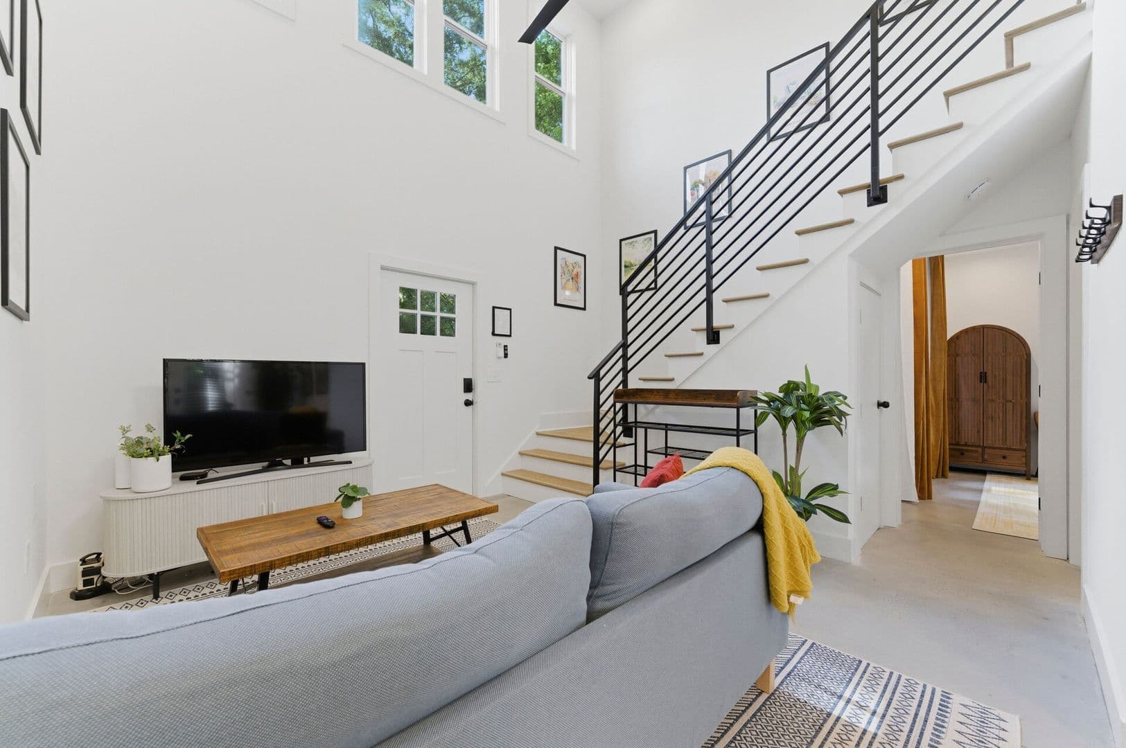 Atlanta House: 81 Clay Street Southeast