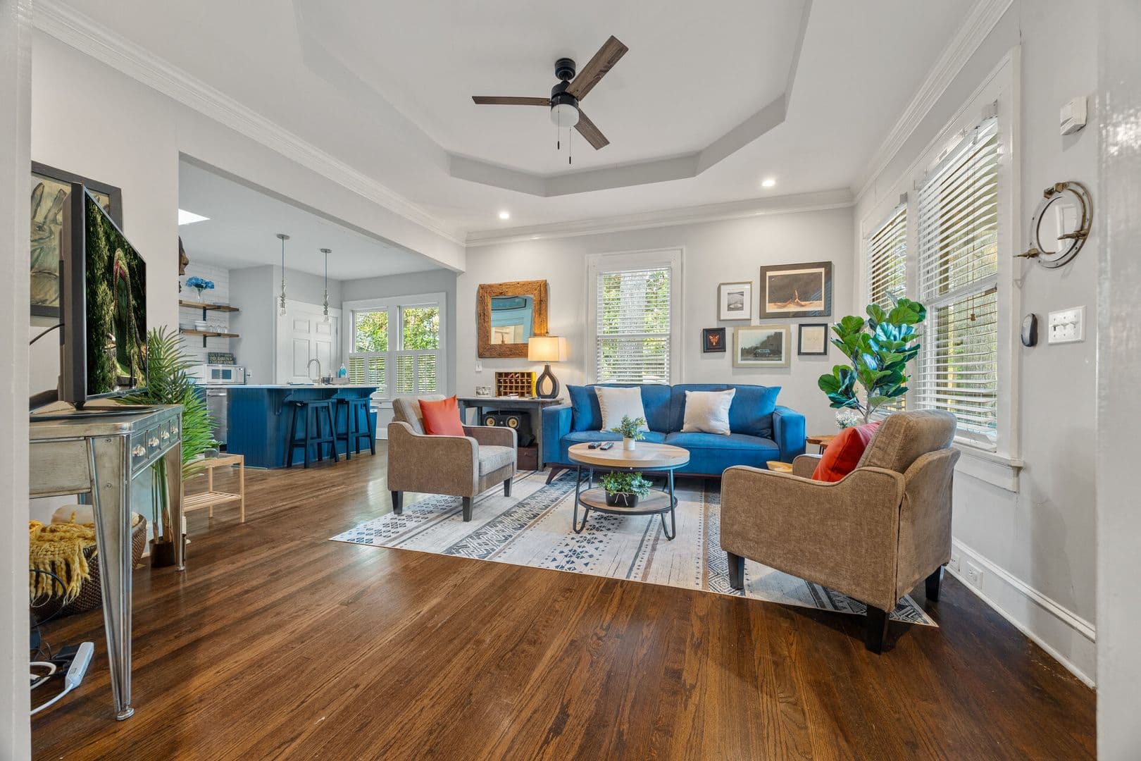 Atlanta House: 1876 DeKalb Avenue Northeast