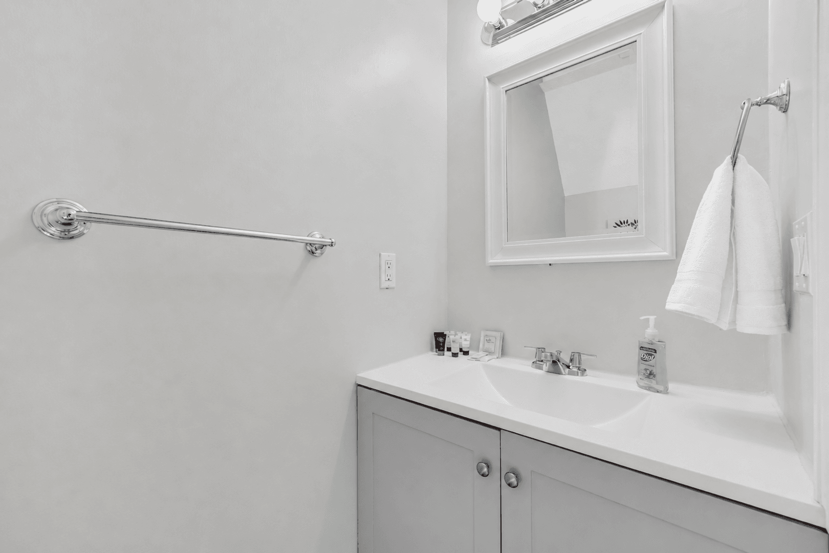 Atlanta Townhome: 8802 Long Beach Circle