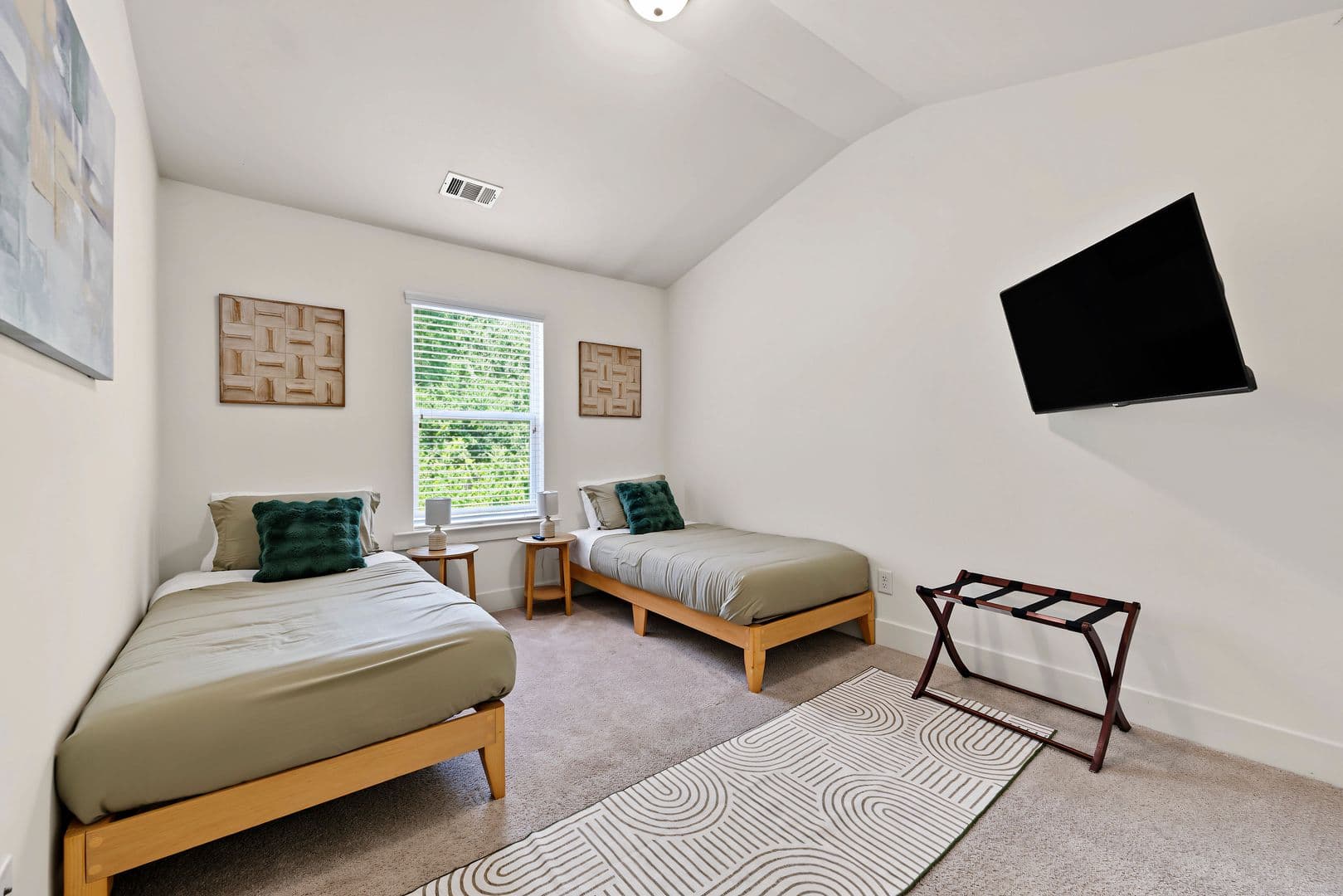Lithonia House: 5334 Brooklands Drive