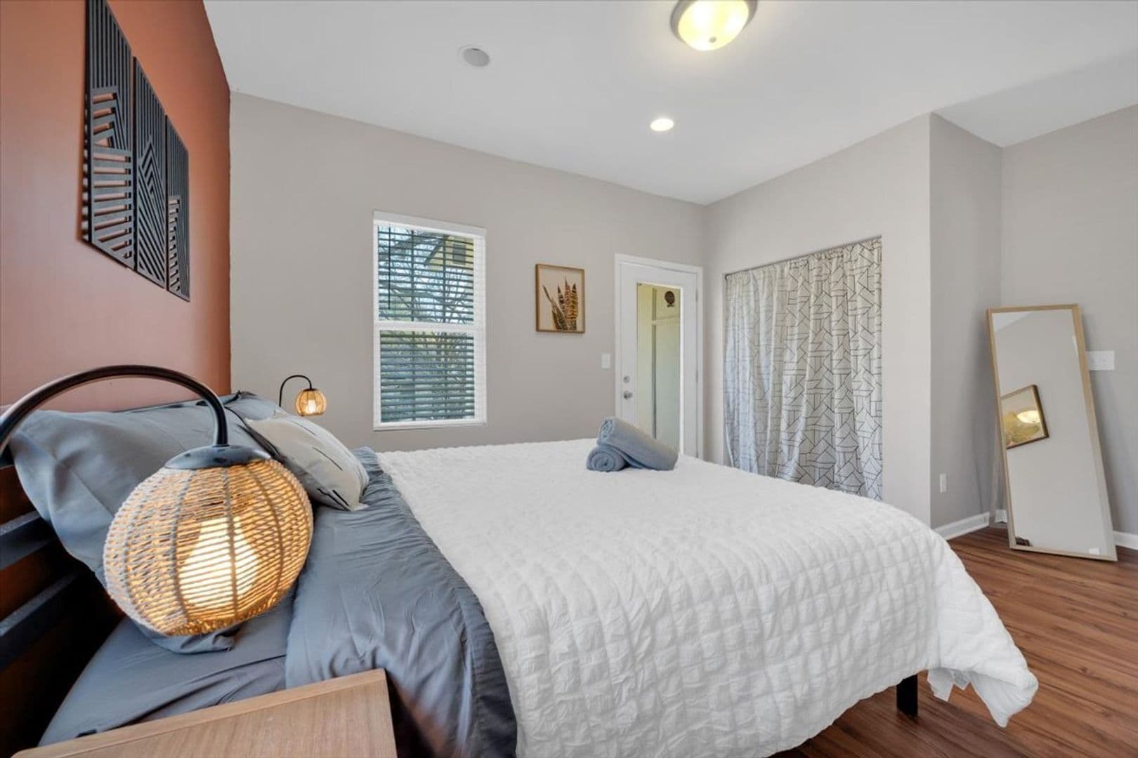 Atlanta Apartment: 945 Palmetto Avenue Southwest