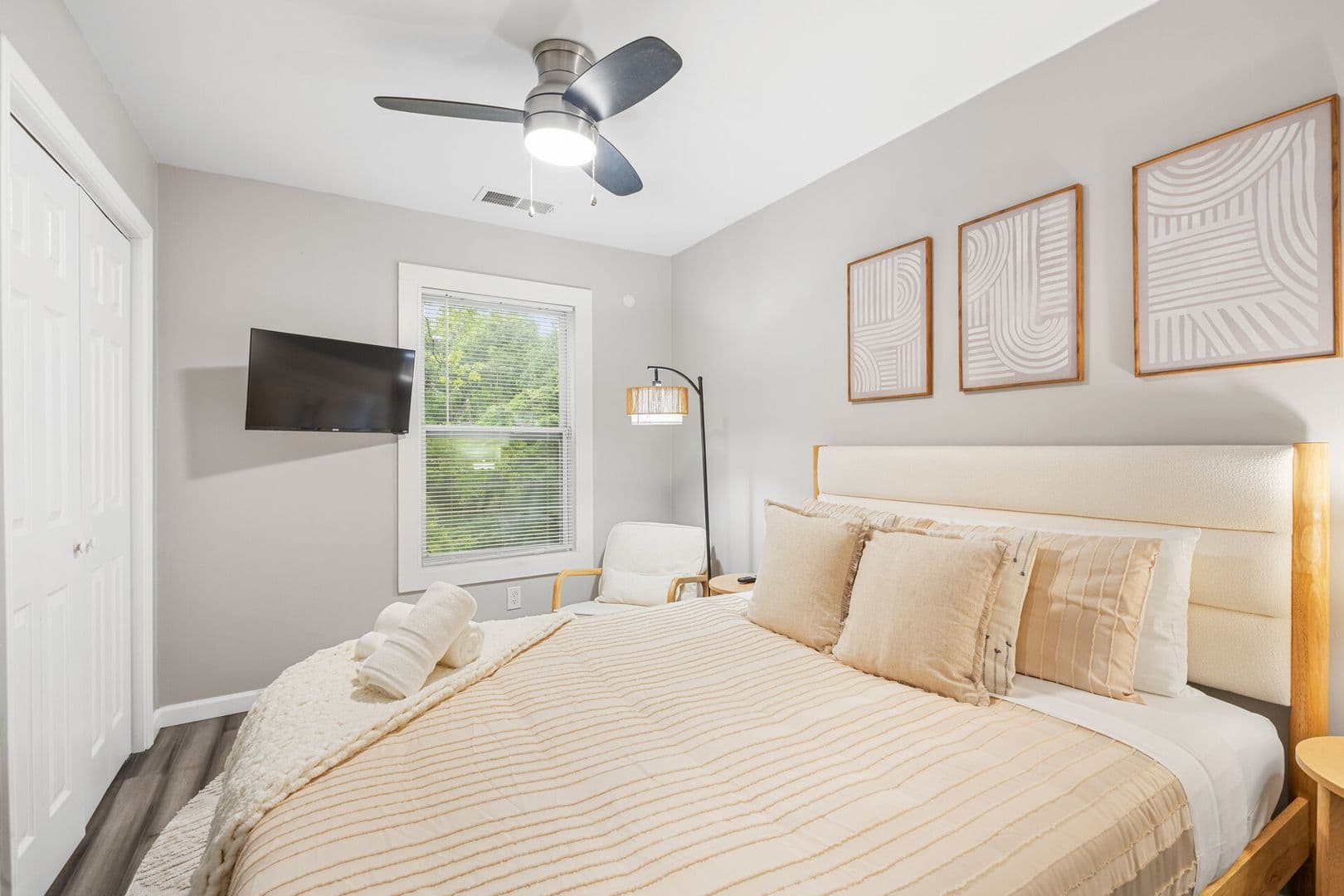Atlanta House: 1409 Bridges Avenue Southwest