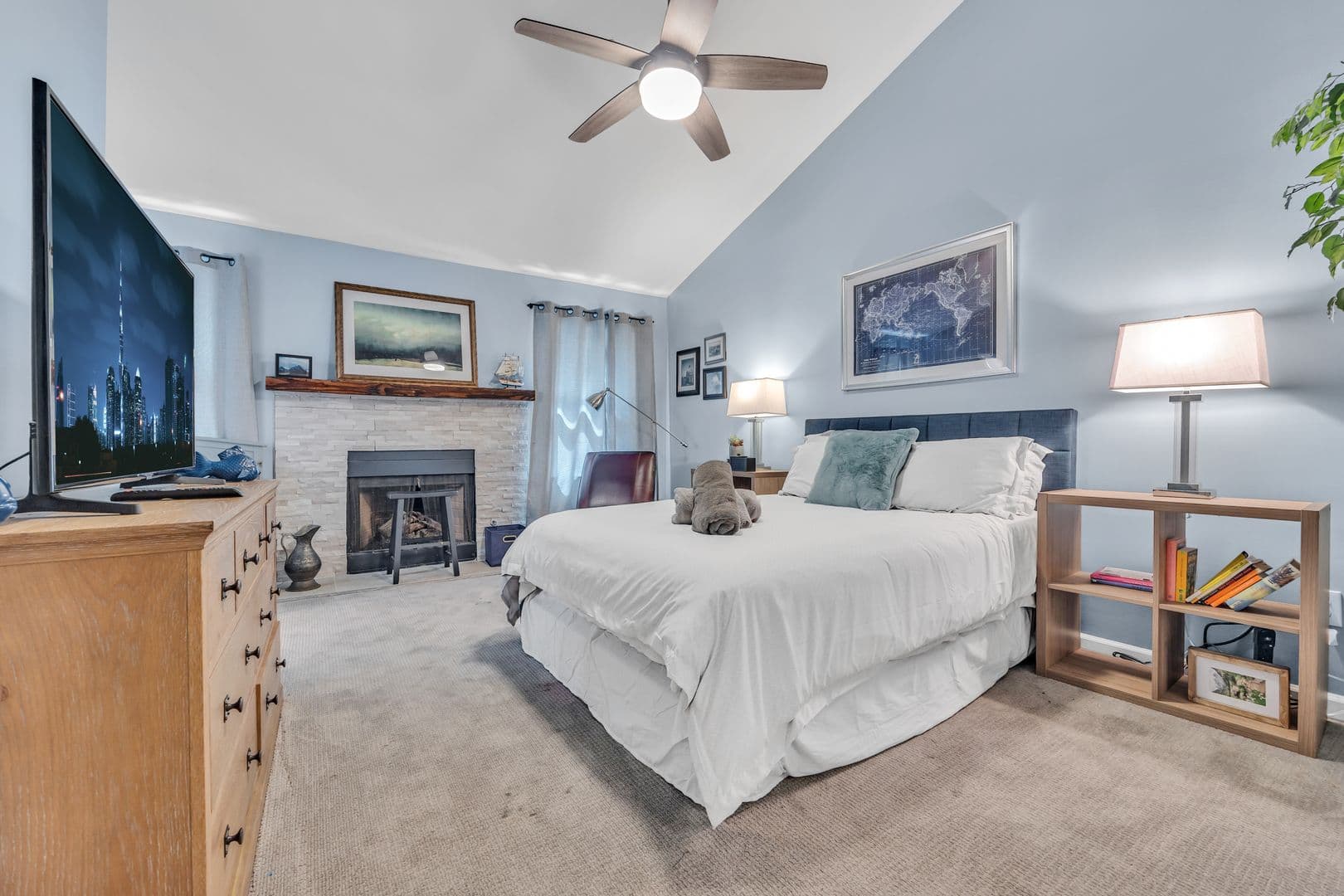 Marietta Apartment: 586 Saint James Walk Southeast