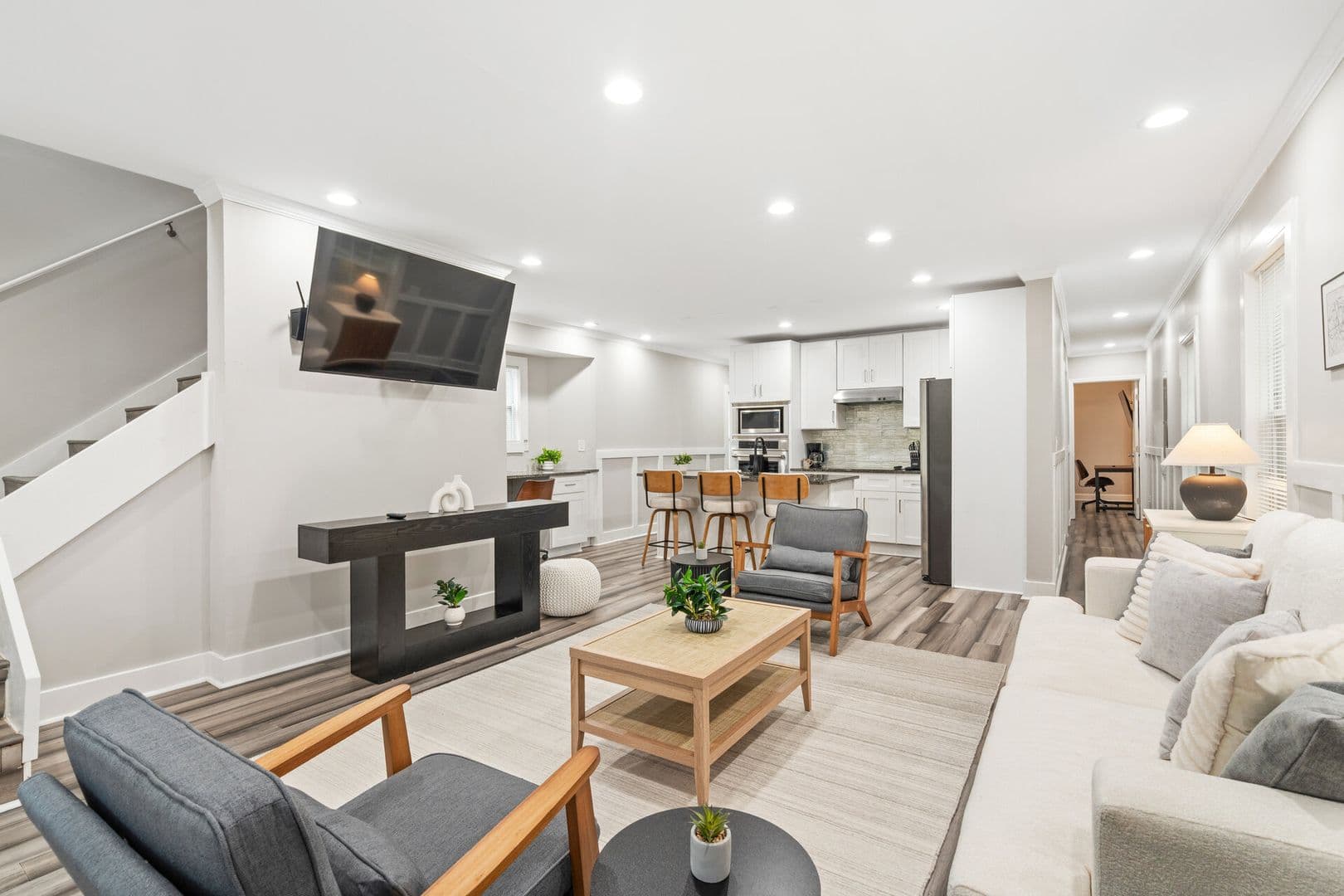 Atlanta House: 1409 Bridges Avenue Southwest