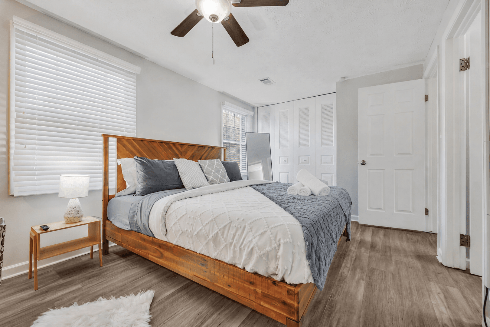Atlanta Townhome: 8802 Long Beach Circle