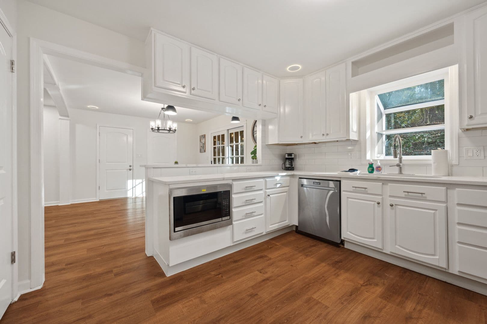 Smyrna House: 82 Vanessa Drive