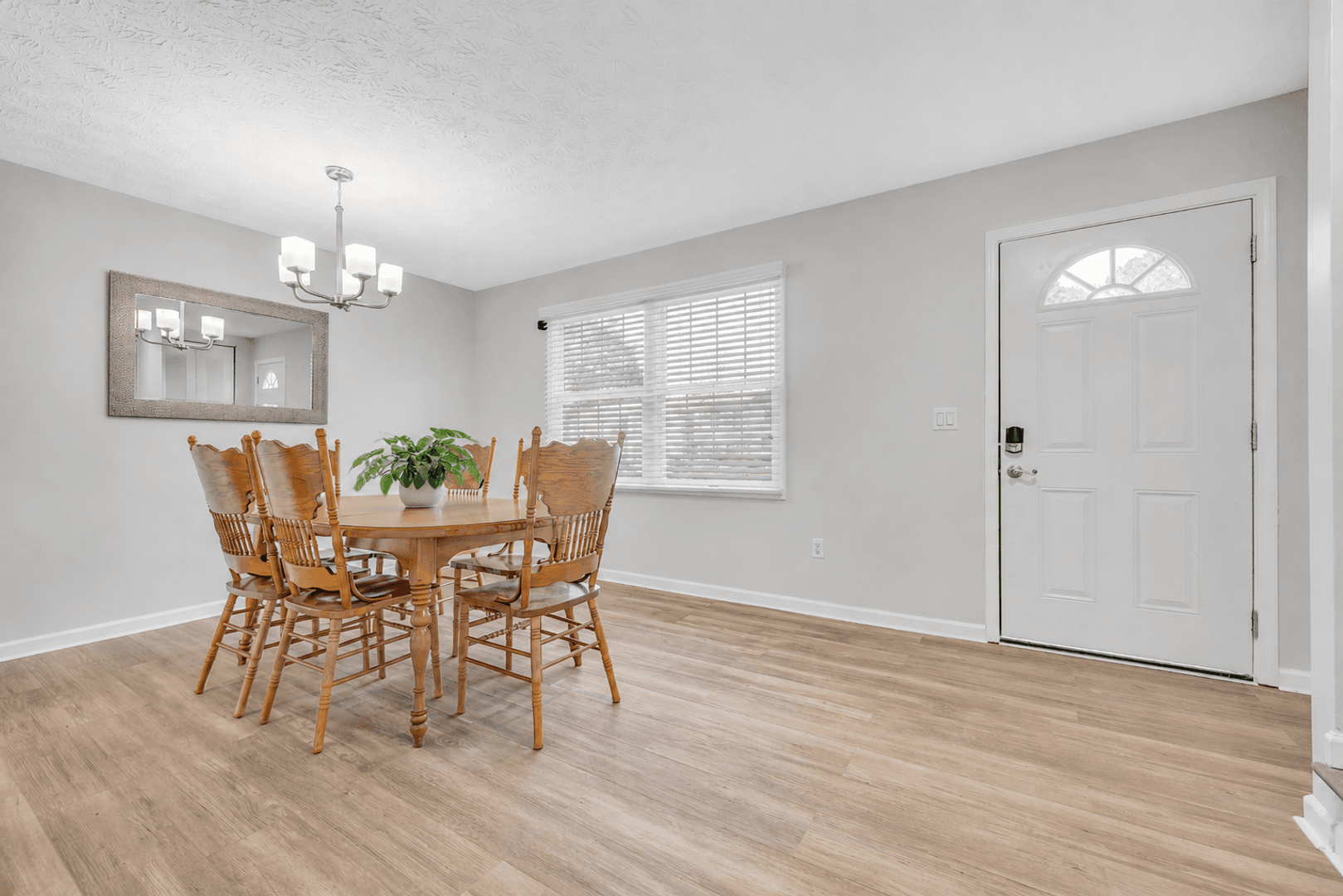 Atlanta Townhome: 8802 Long Beach Circle