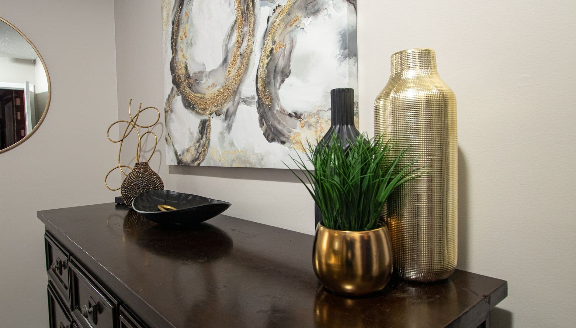 Graham Apartment: 308 Denny Circle