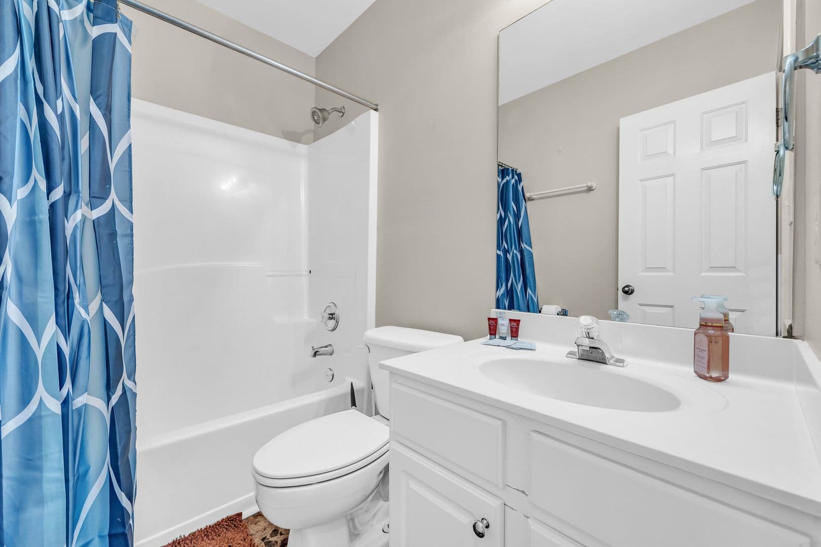 Buford Apartment: 3613 Southland Drive Northeast