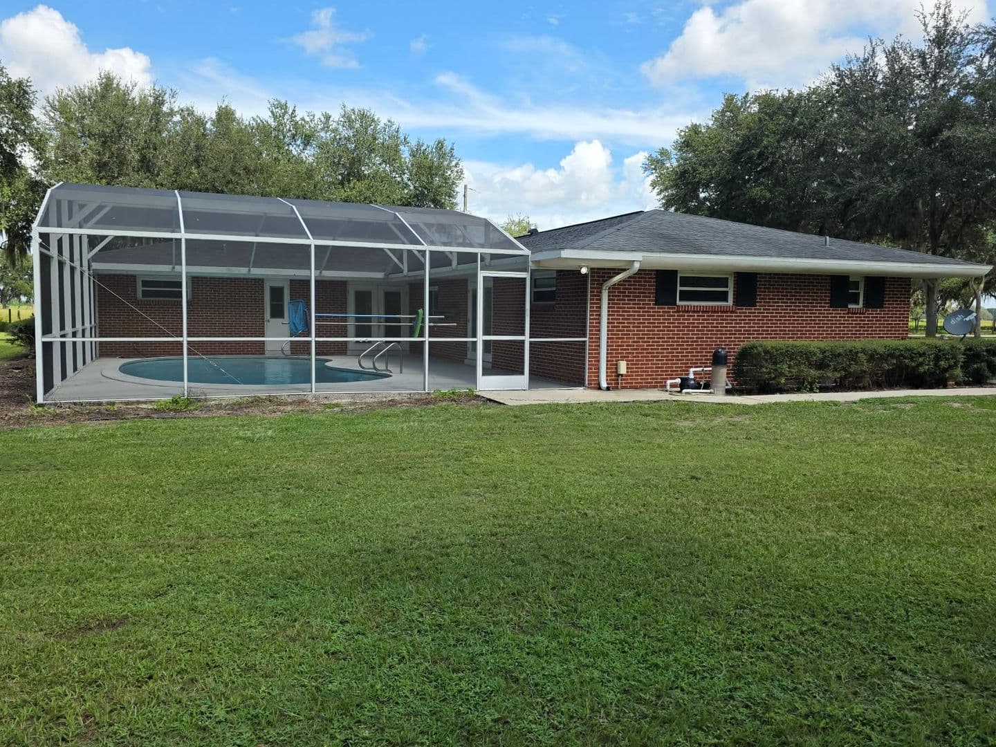 Astatula House: 25601 Laylaine Drive