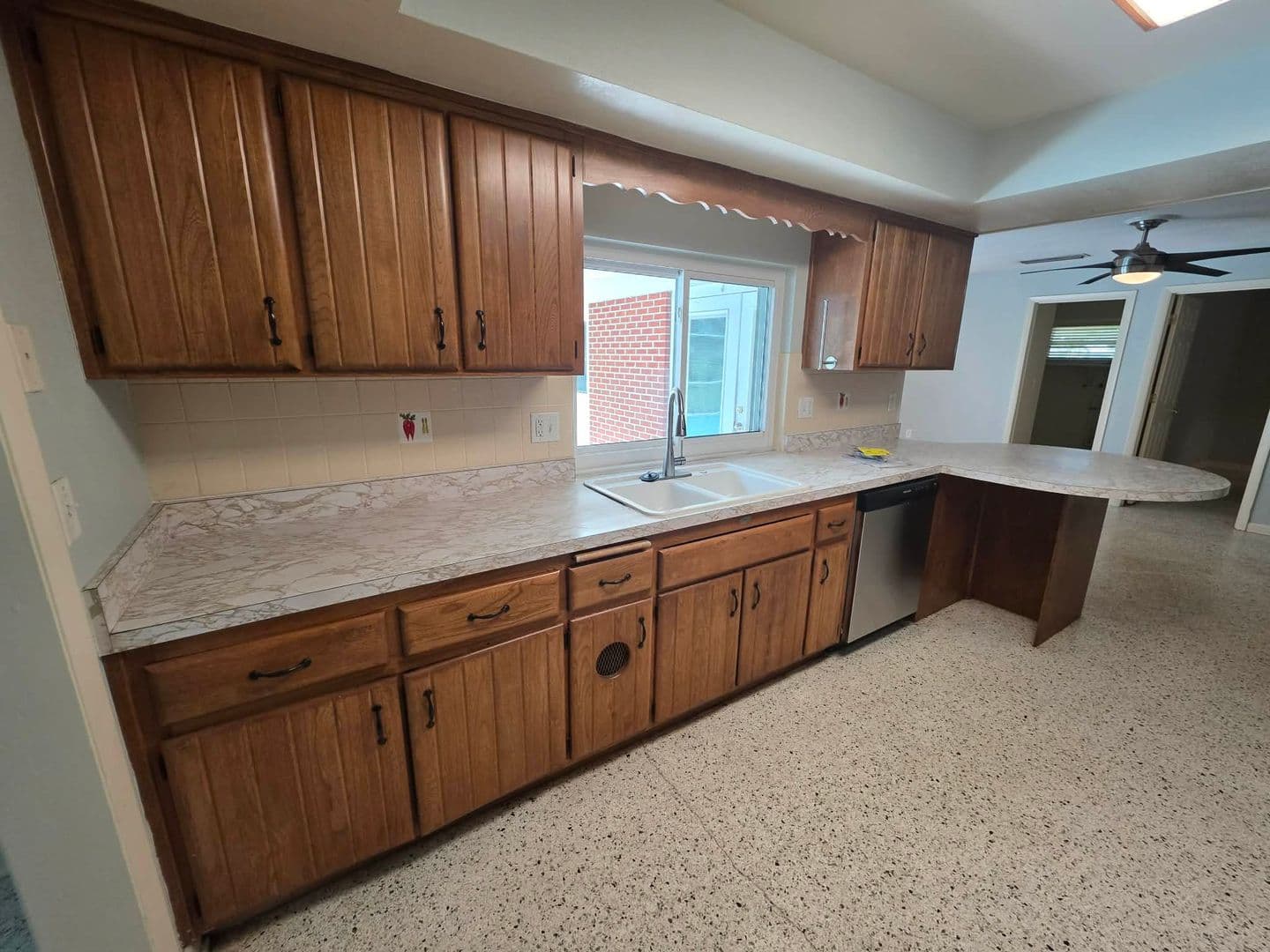 Astatula House: 25601 Laylaine Drive