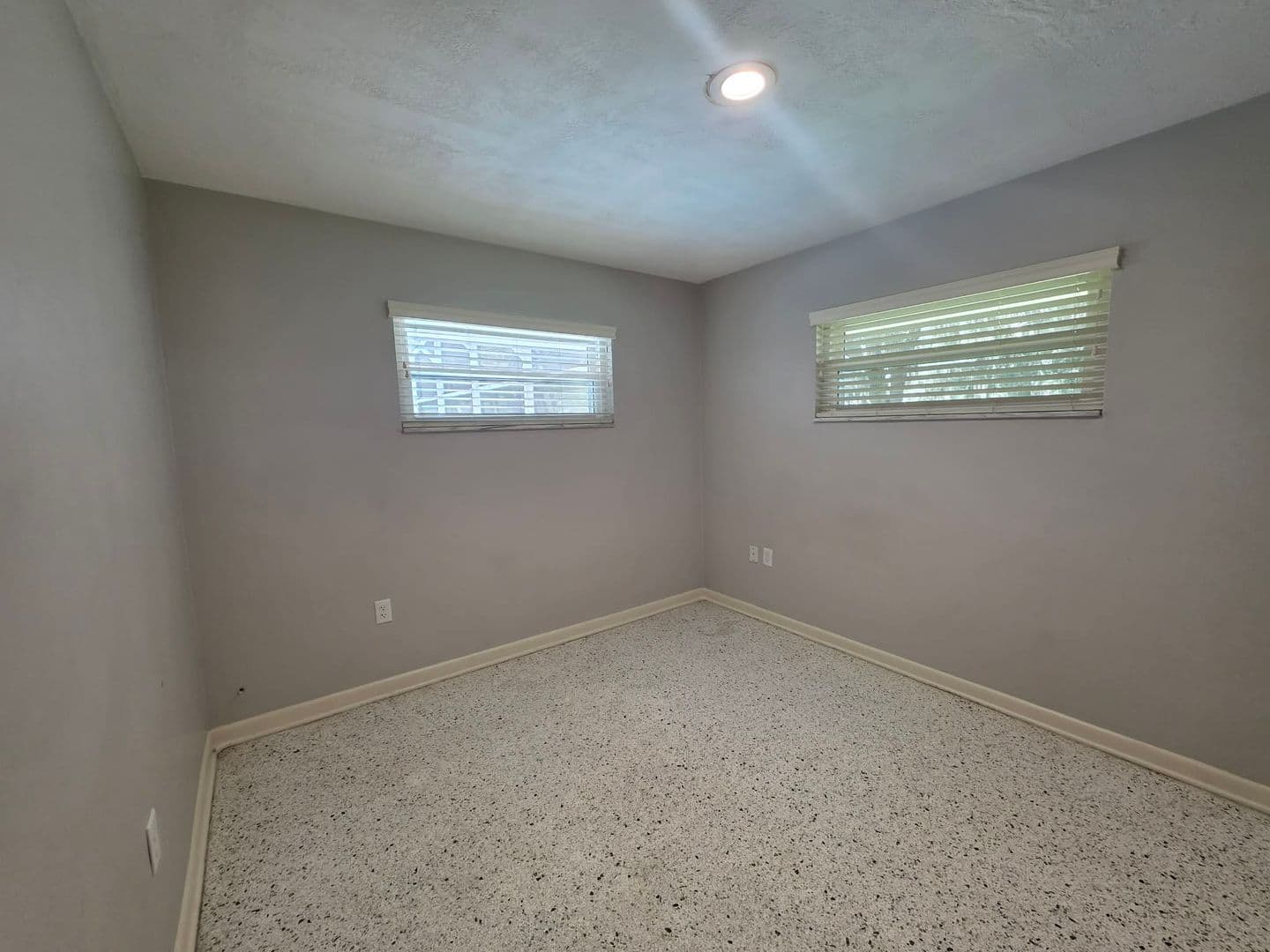 Astatula House: 25601 Laylaine Drive