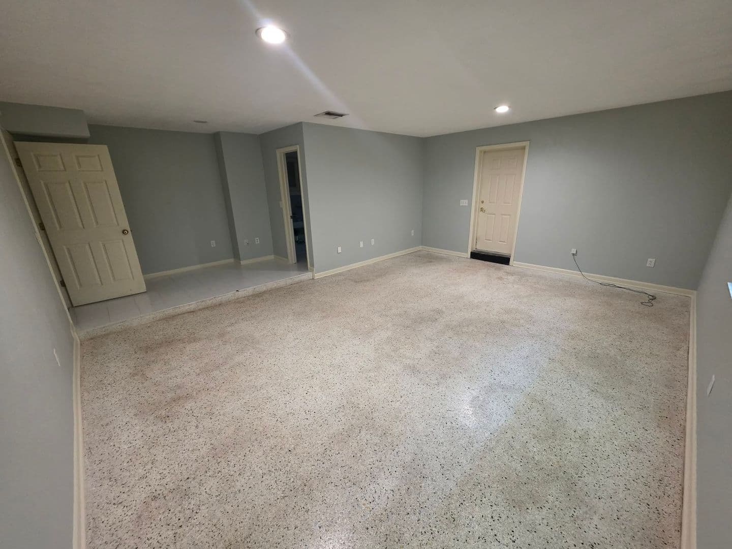 Astatula House: 25601 Laylaine Drive