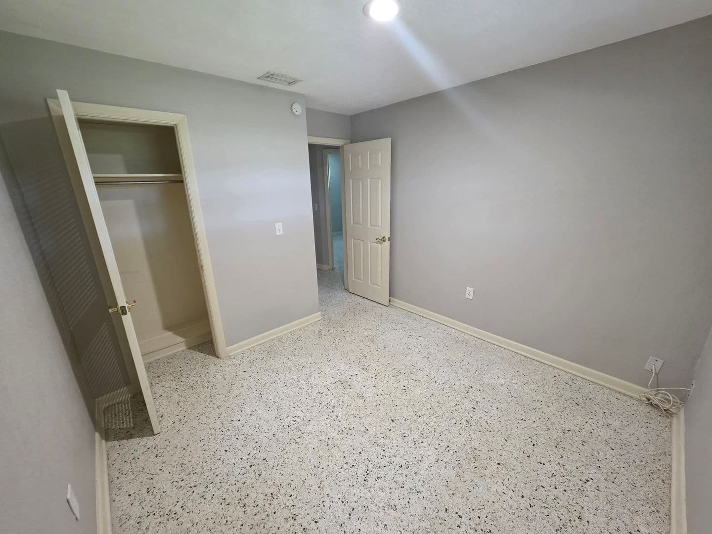 Astatula House: 25601 Laylaine Drive
