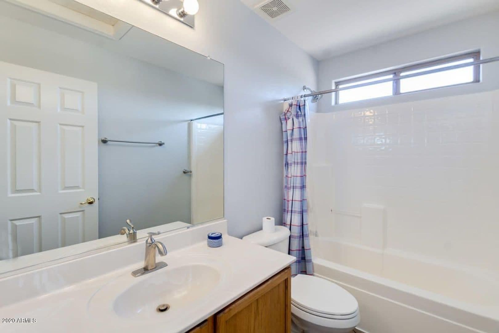 Chandler House: 82 W. Mahogany Place