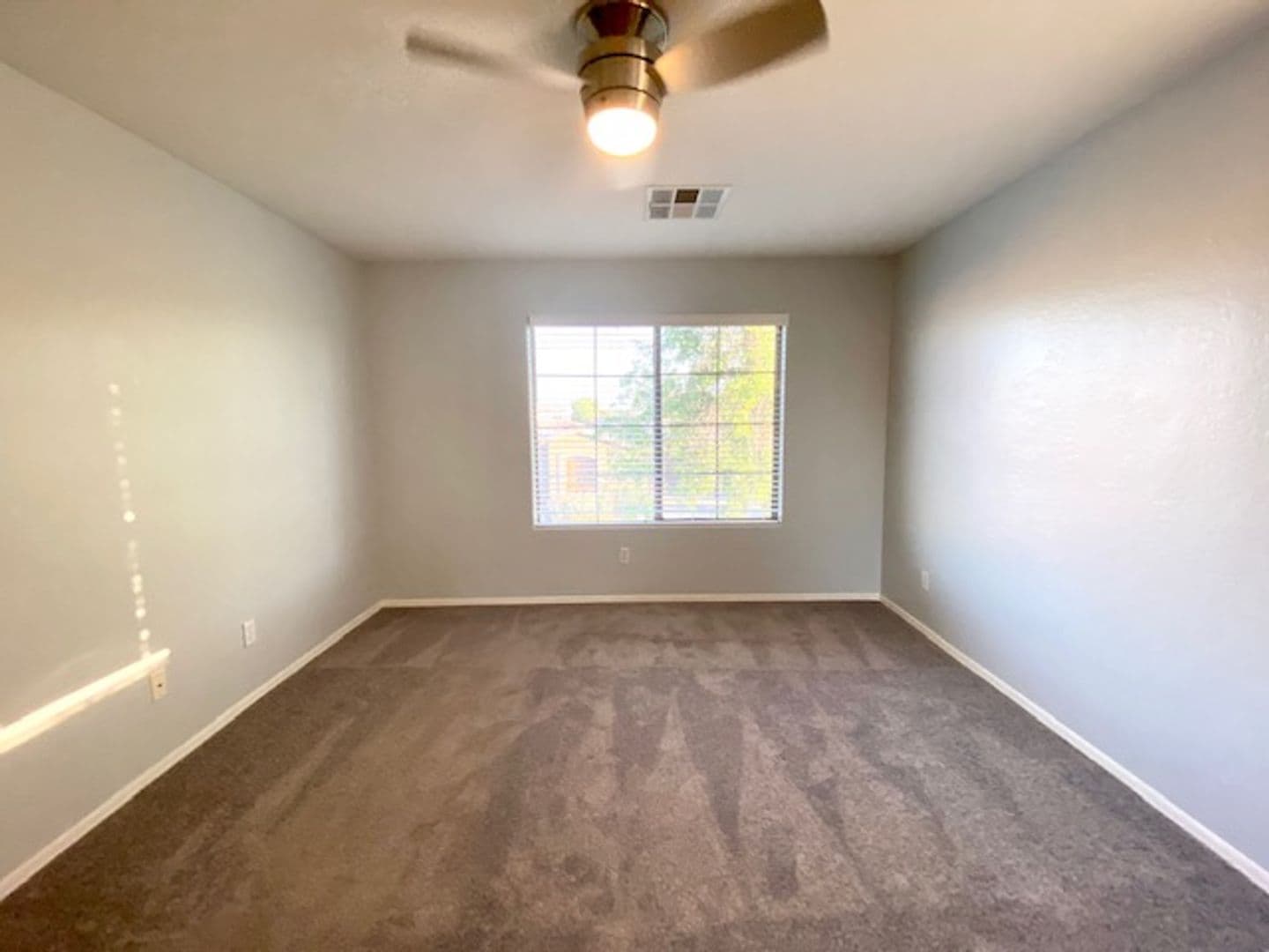 Chandler House: 82 W. Mahogany Place