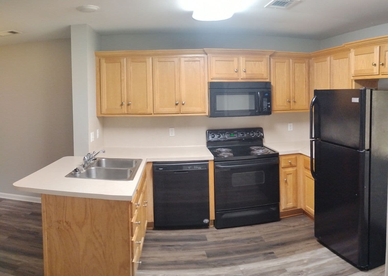 Jacksonville Apartment: 900 Madden Rd