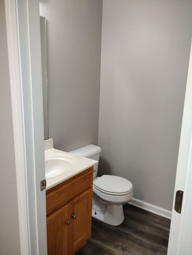 Jacksonville Apartment: 900 Madden Rd