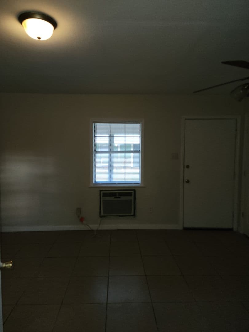 Jacksonville Apartment: 1001 Quince Hill Rd