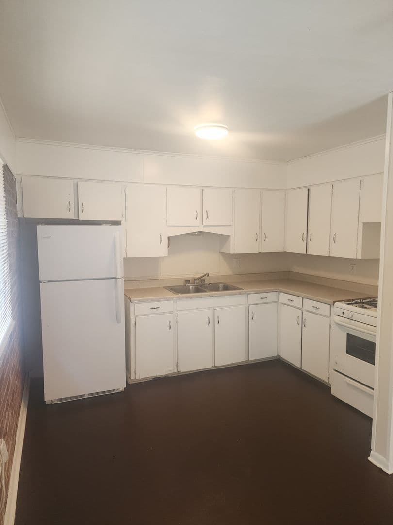 Jacksonville Apartment: Lakeside Drive