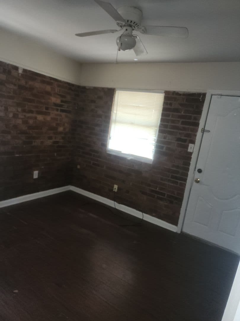 Jacksonville Apartment: Lakeside Drive