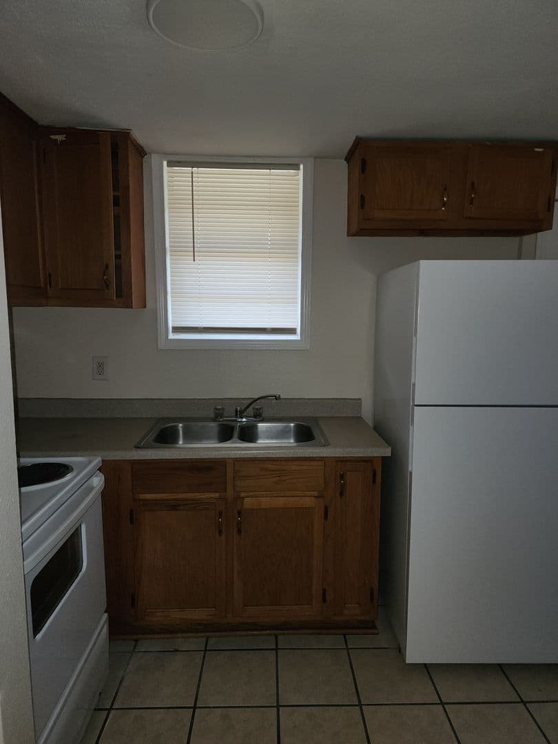 Jacksonville Apartment: 921 South Highway 161