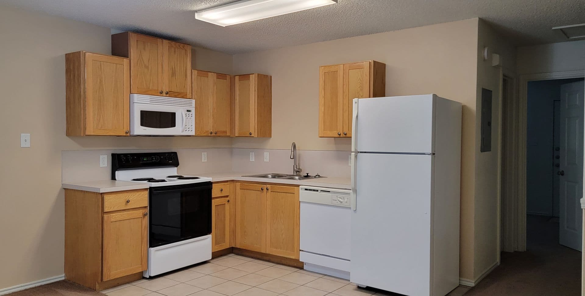 Lubbock Apartment: 2101 82nd St,Ofc